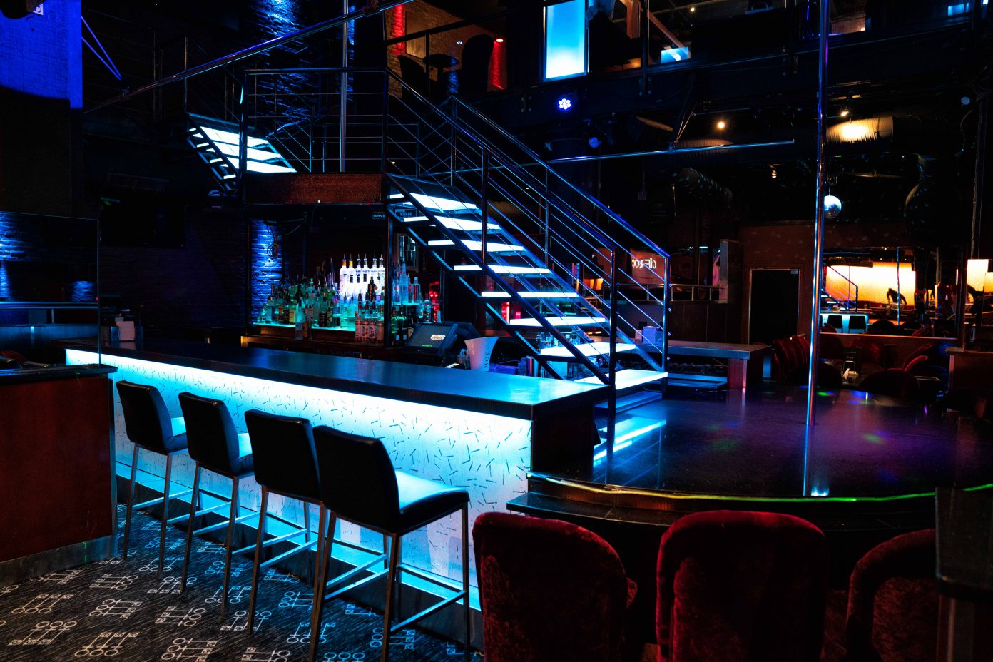 Curated visual reference: Exotic Luxury Penthouse Urban Penthouse Club Reference: Charm City Welcomes New Penthouse Club
