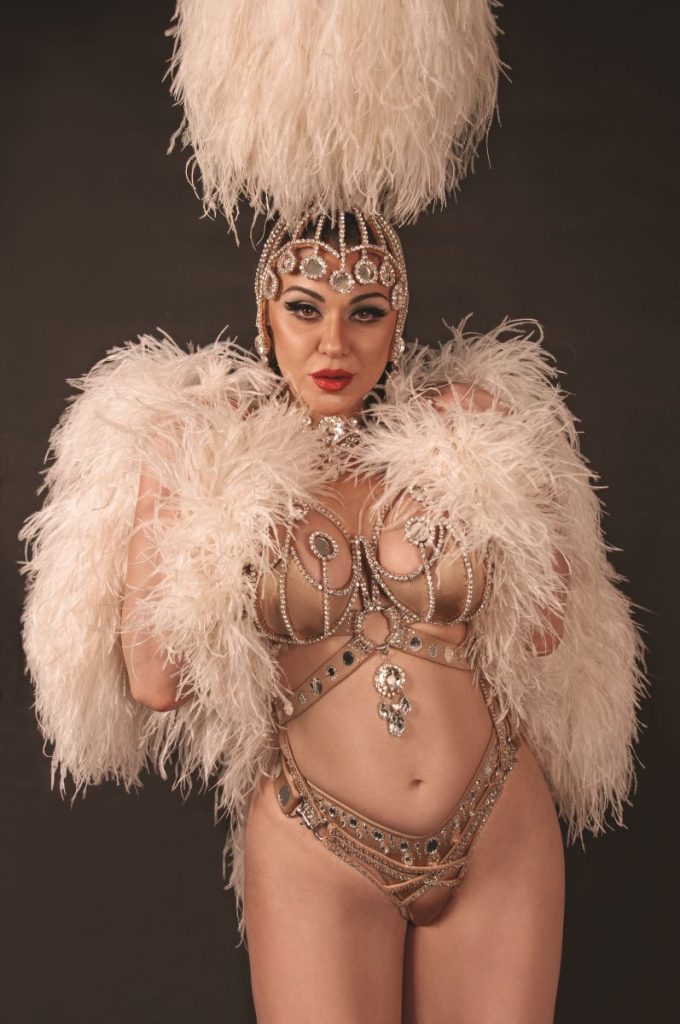 Roxi D'Lite