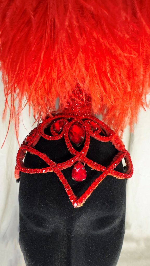 The Bespoke Showgirl